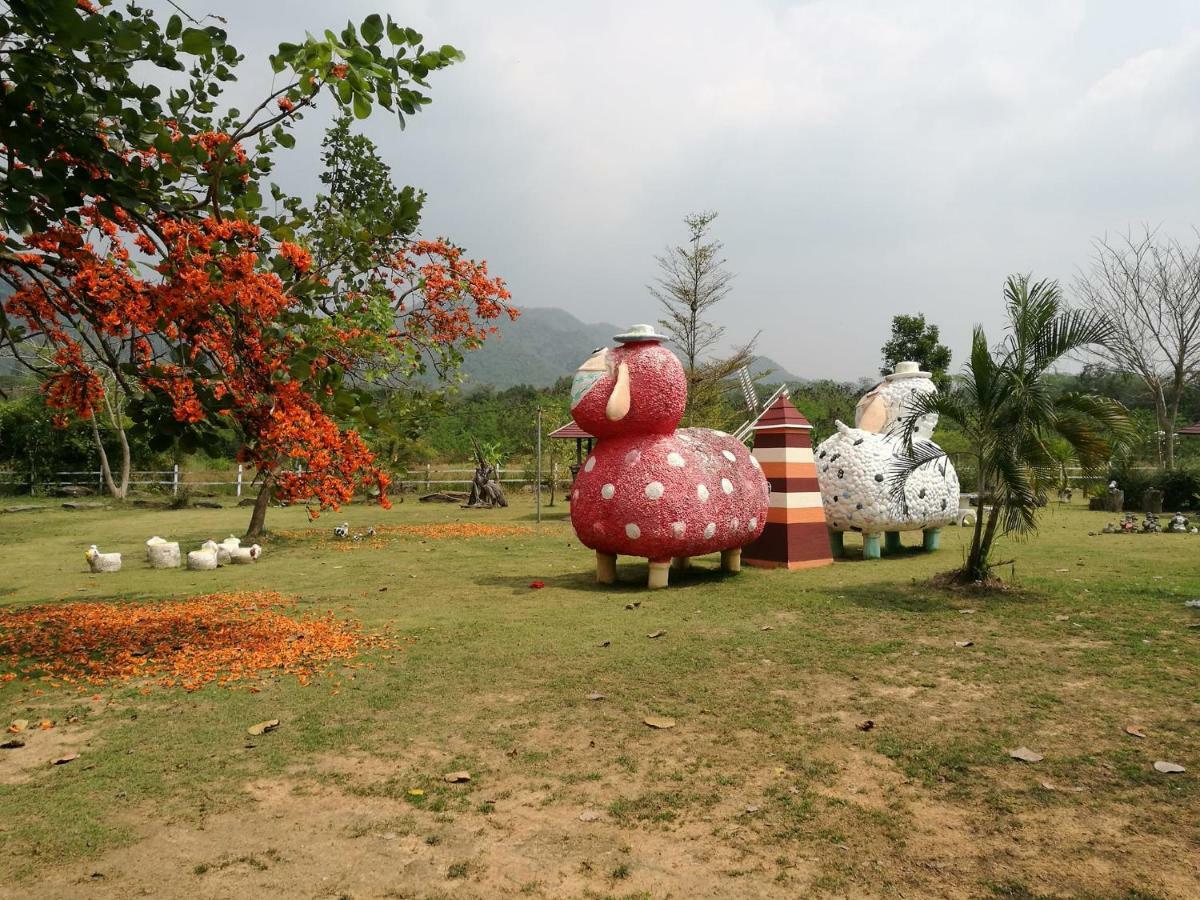 Baan Rai Pray Rung Kaeng Krachan Ban Tha Ling Lom エクステリア 写真