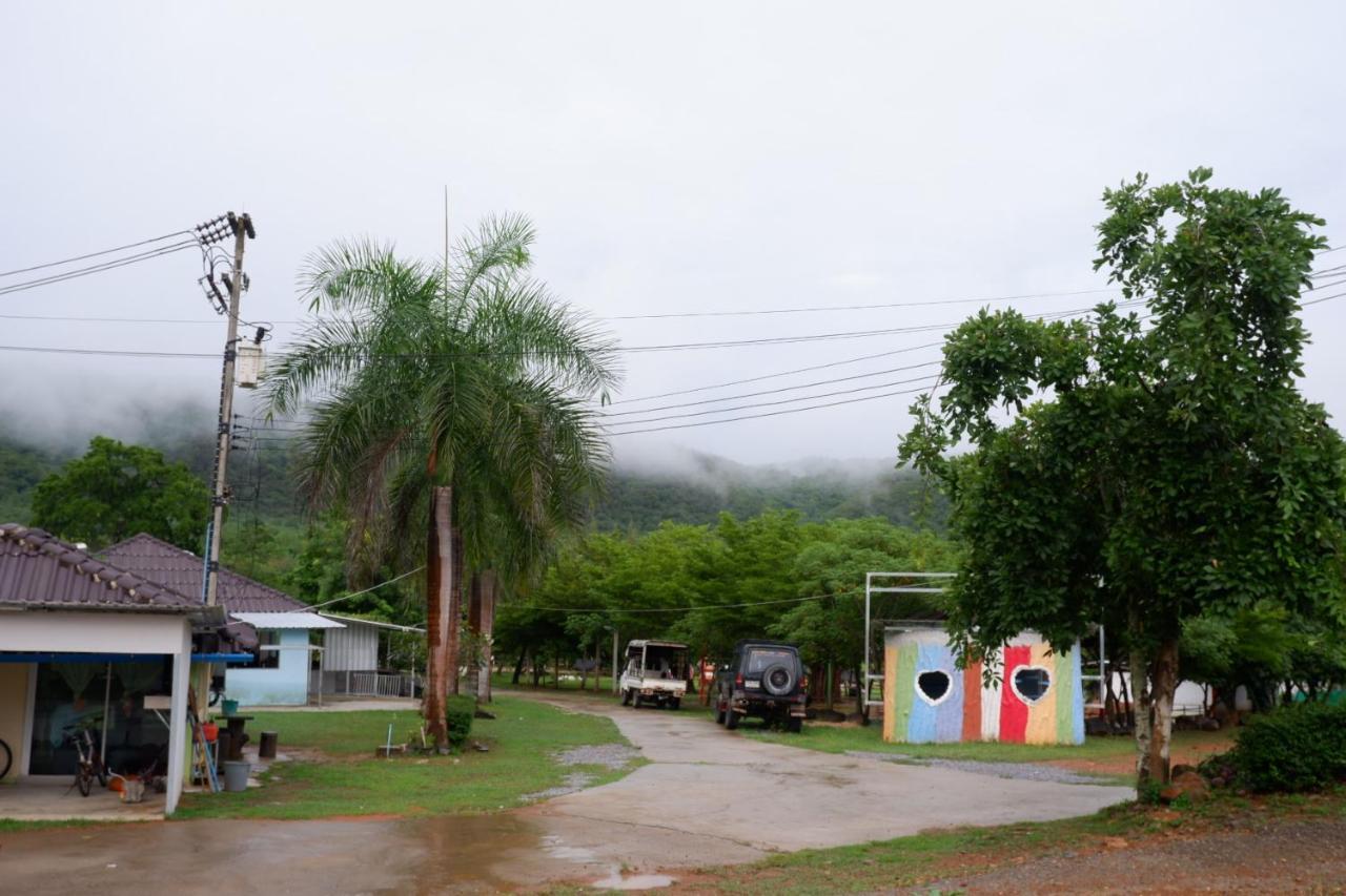Baan Rai Pray Rung Kaeng Krachan Ban Tha Ling Lom エクステリア 写真